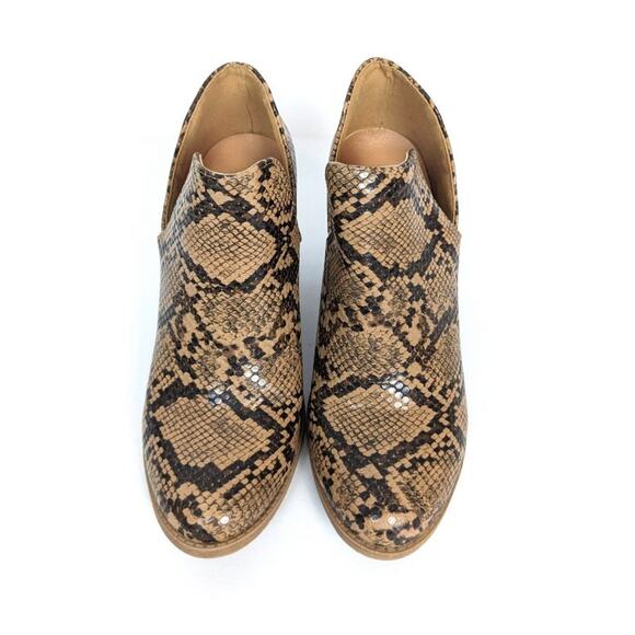 Mata Snake Print Side Cut Out Ankle Booties Size 7 - Picture 4 of 9